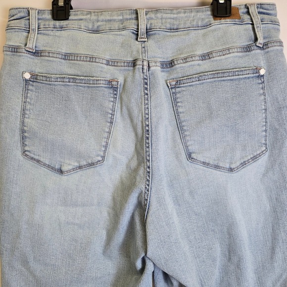 Judy Blue Wide Leg Jeans, Raw Hem Braided Waistline Light Wash, 16W, JB88332 - Picture 13 of 15